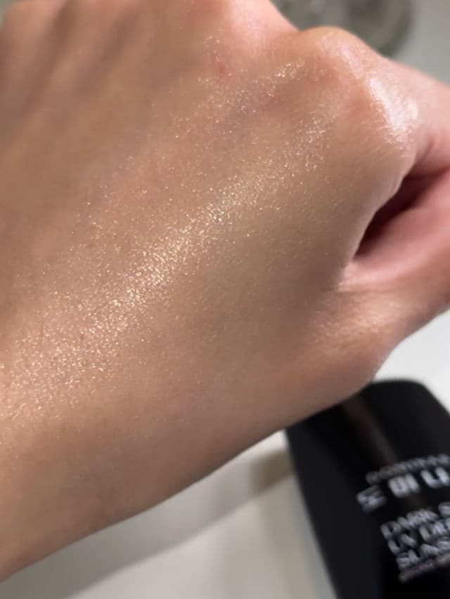 Dominas Dark Spot UV Defense Sunscreen SPF50 review photo by kirstinangela