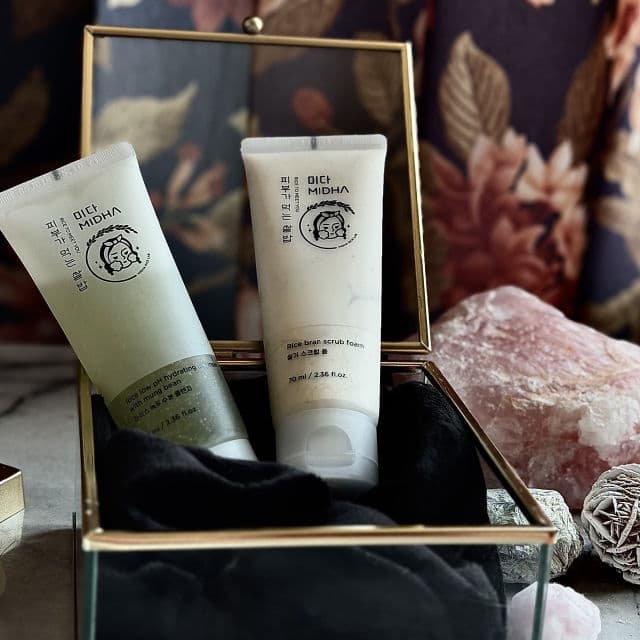 Midha Rice Foam Cleanser review photo by Asmei