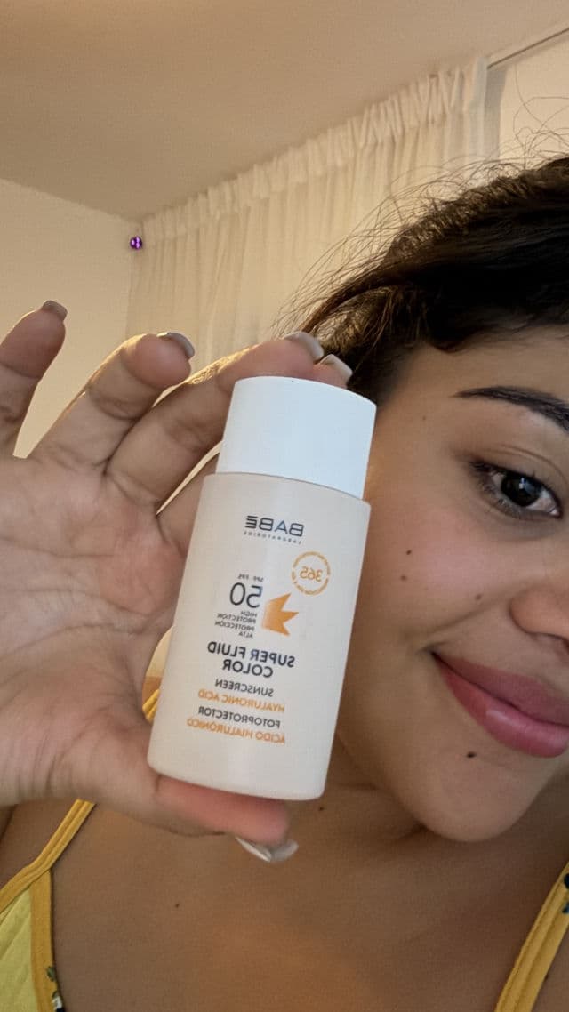 Babe Laboratorios Super Fluid Color Sunscreen SPF 50 review photo by noema123