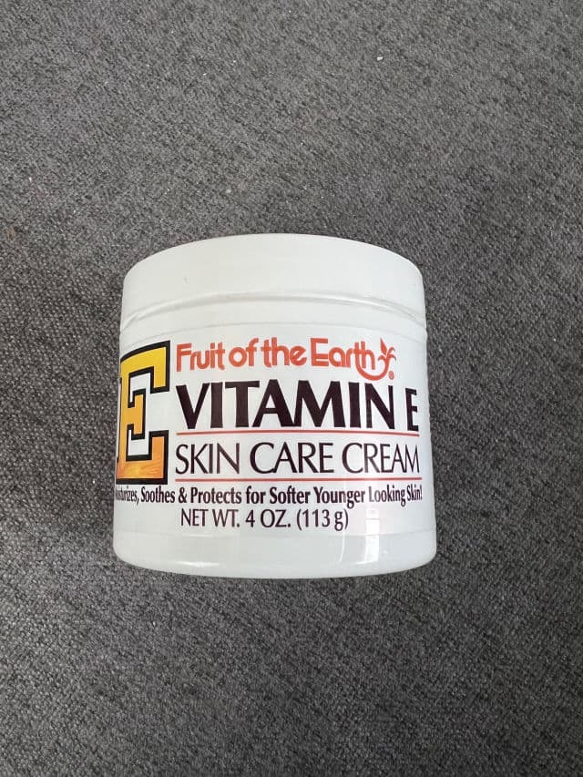 Fruit of the Earth Vitamin E Skin Care Cream review photo by juliaGuglia