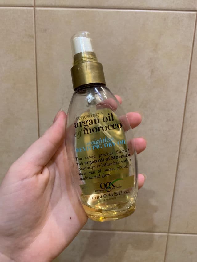 OGX Argan Oil of Morocco Weightless Healing Dry Oil review photo by Annanke