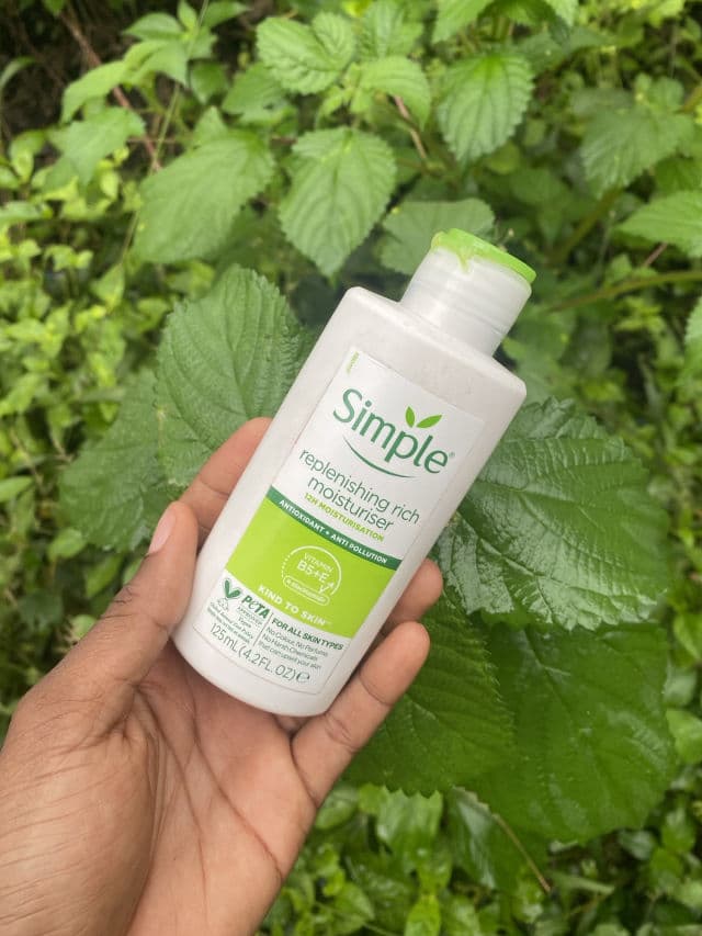 Simple Kind to Skin Facial Moisturizer Replenishing Rich review photo by uchechiii