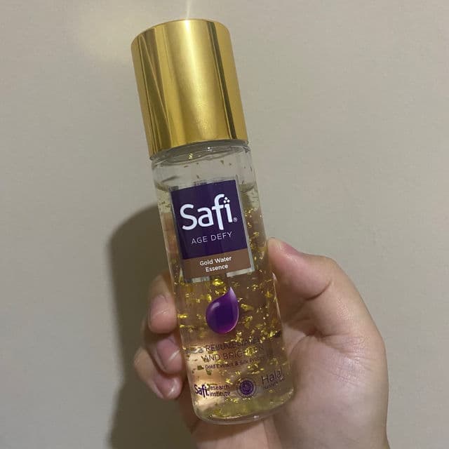 Safi Youth Gold Lifting 24K Gold Essence review photo by Farazenia