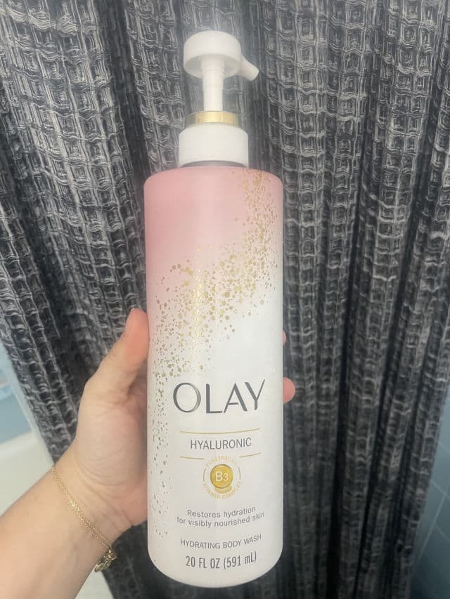 Olay Cleansing & Nourishing Body Wash + Hyaluronic Acid review photo by jacqueq1234