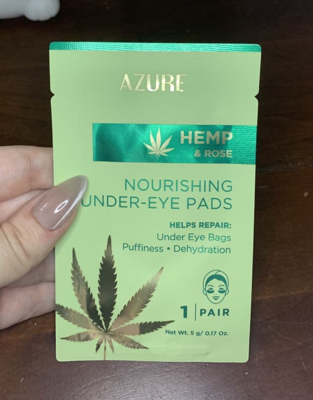 Azure Hemp & Rose Nourishing Under-Eye Pads review photo by Vonnish