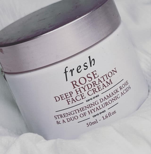 fresh Jumbo Rose & Hyaluronic Acid Deep Hydration Moisturizer review photo by Xenaa