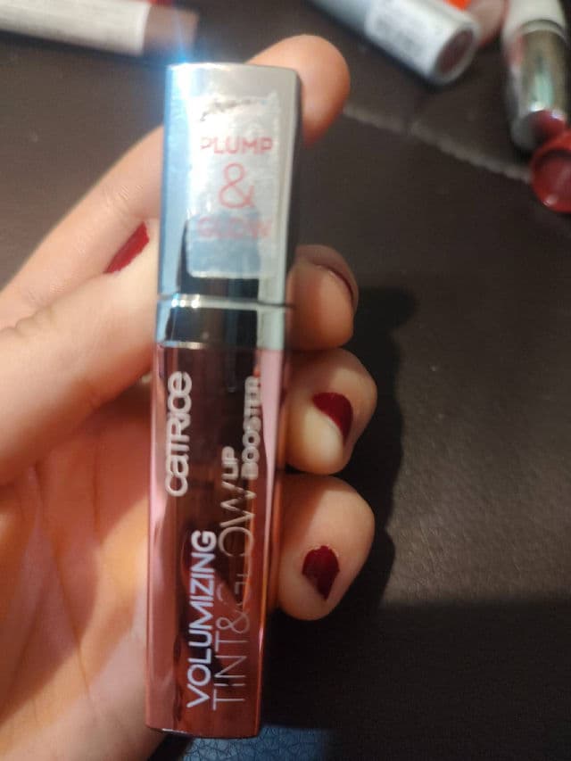 Catrice Volumizing Lip Booster review photo by inesici