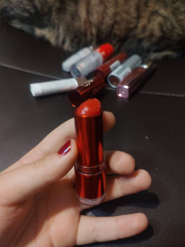 Catrice Tinted Lip Glow Balm review photo by inesici
