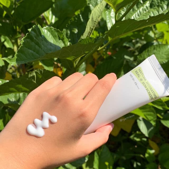 B_LAB Matcha Hydrating Real Sun Screen SPF 50+ PA++++ review photo by nyannieee