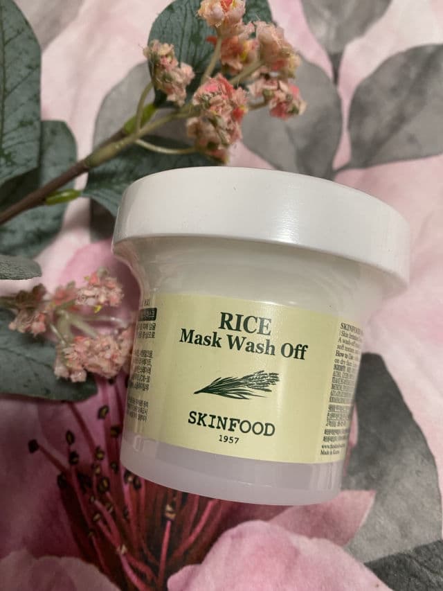 SKINFOOD Black Sugar Strawberry review photo by Morenita1983