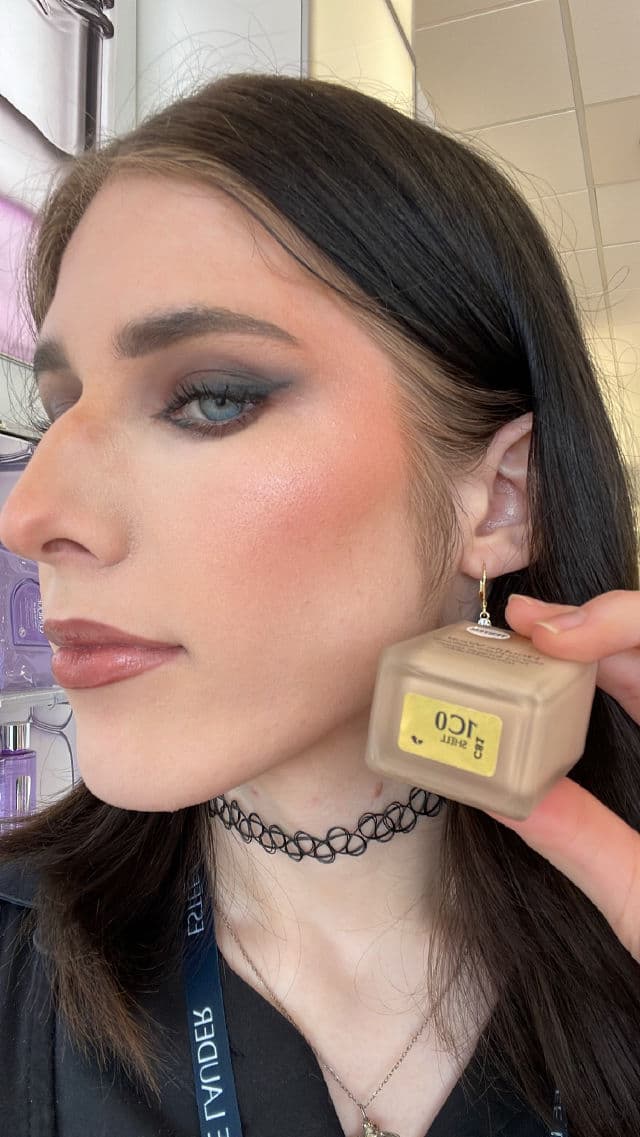 Estee Lauder Double Wear Stay-in-Place Foundation SPF 10 review photo by daisydoll