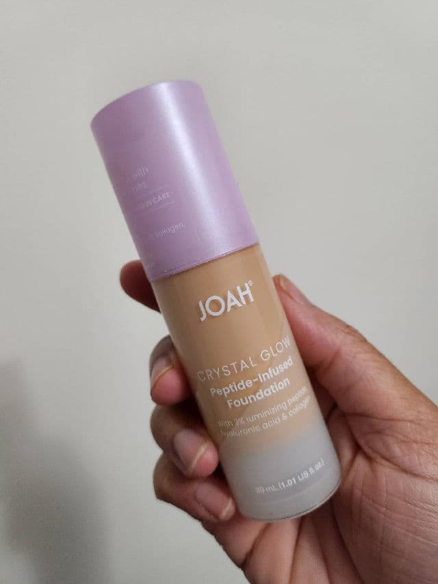 Joah Crystal Glow Peptide Infused Foundation review photo by TimeyxWimey