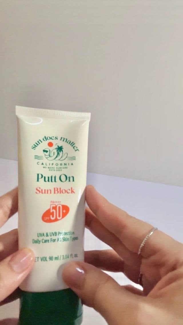 Sun Does Matter Putt On Sun Block SPF50+ PA++++ review photo by faizatulmaa