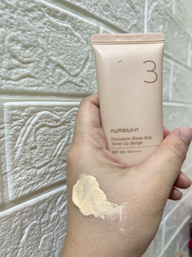 numbuzin No.3 Porcelain Base-Skip Tone Up Beige SPF50+ PA++++ review photo by faizatulmaa