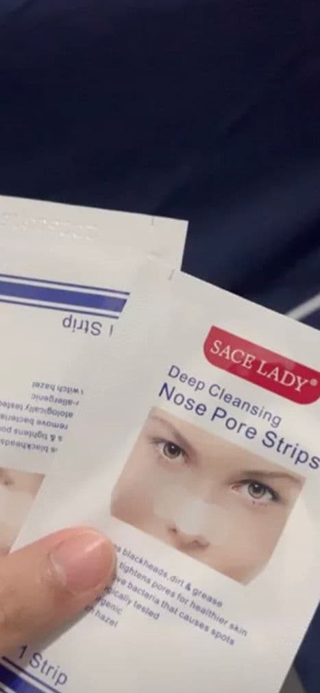 Sace Lady Nose Pore Strips Deep Cleansing Blackhead review photo by Haellyy
