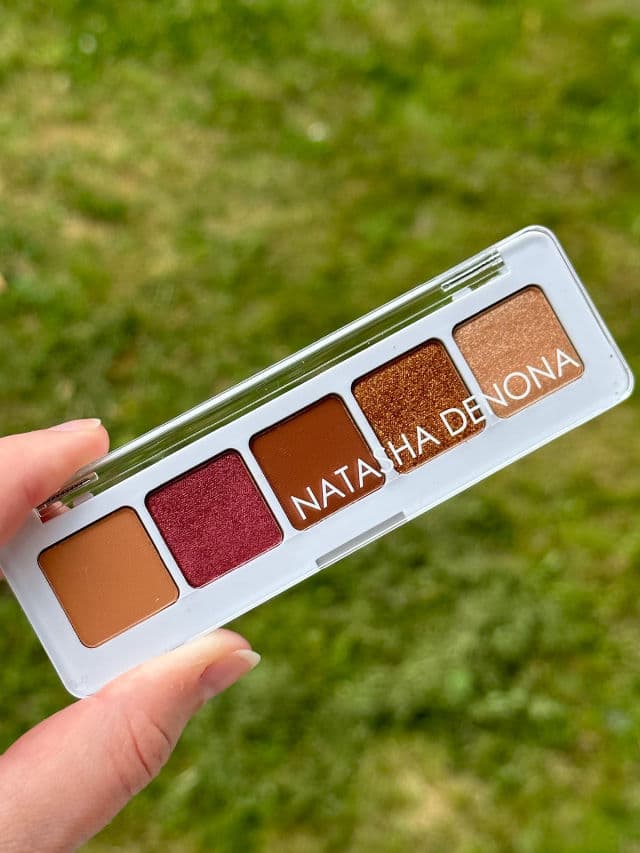 Natasha Denona Mini Sunset Palette review photo by Anneromakeup