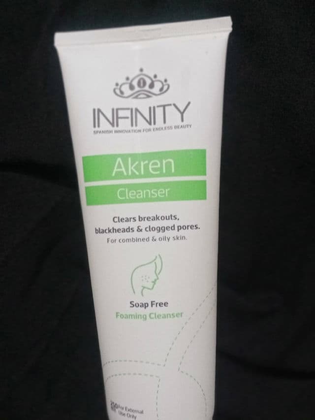Infinity Clinic Pharma Akren Cleanser review photo by Zienabgamal