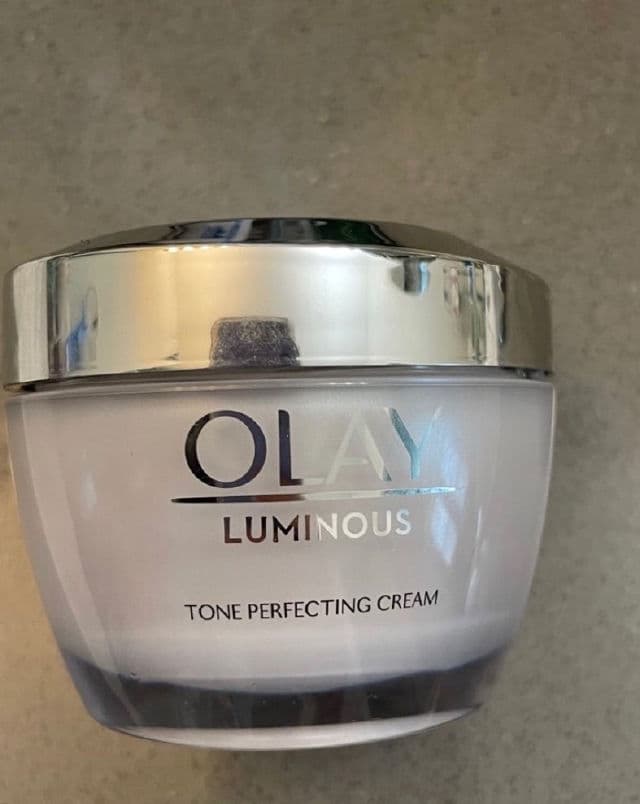 Olay Regenerist Luminous Tone Perfecting Cream & Face Moisturizer review photo by itsann