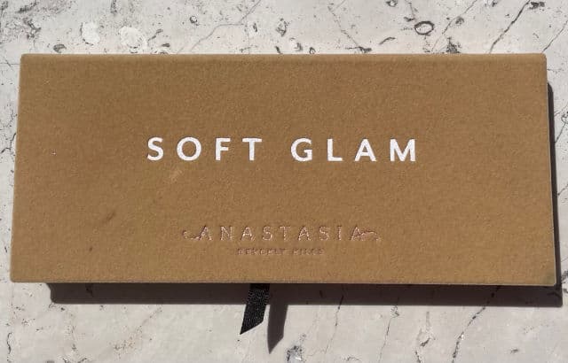 Anastasia Beverly Hills Soft Glam Eyeshadow Palette review photo by madalina21