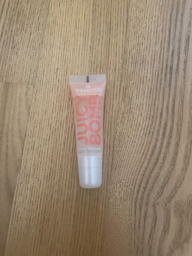 Essence Juicy Bomb Shiny Lipgloss #01 Proud Pitaya review photo by sanrionaky