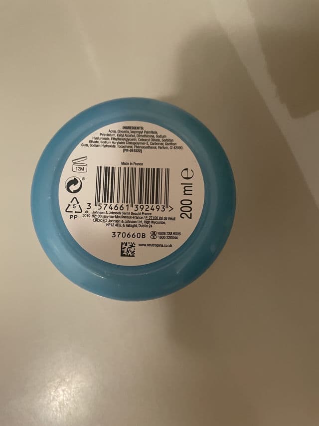 Neutrogena Hydro Boost Whipped Body Balm review photo by kafanijemrtva