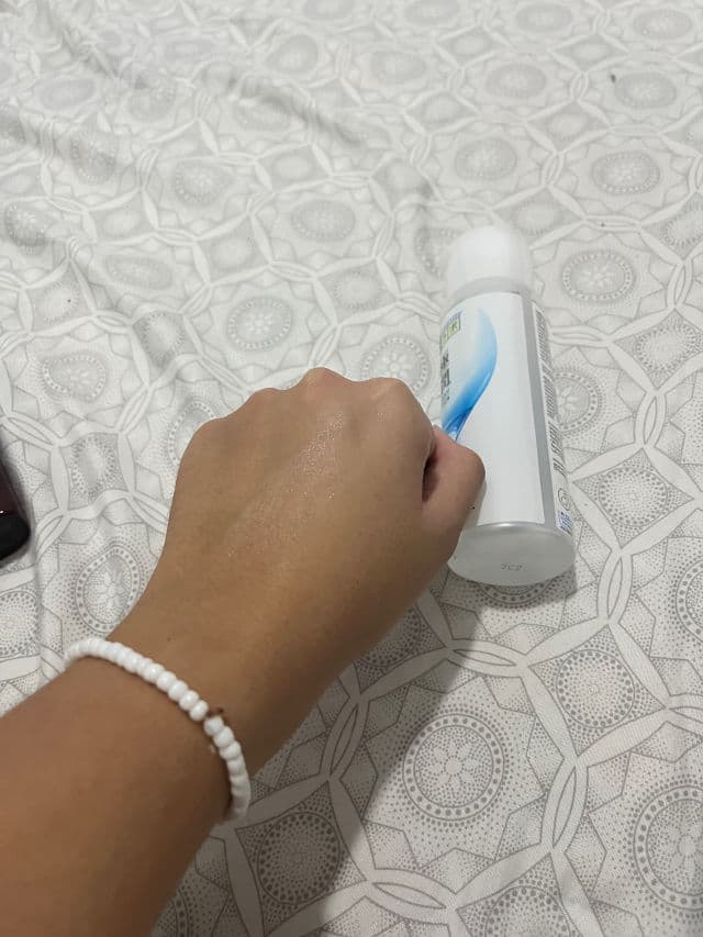 Hada Labo Gokujyun Hyaluronic Acid Lotion  review photo by himalaila