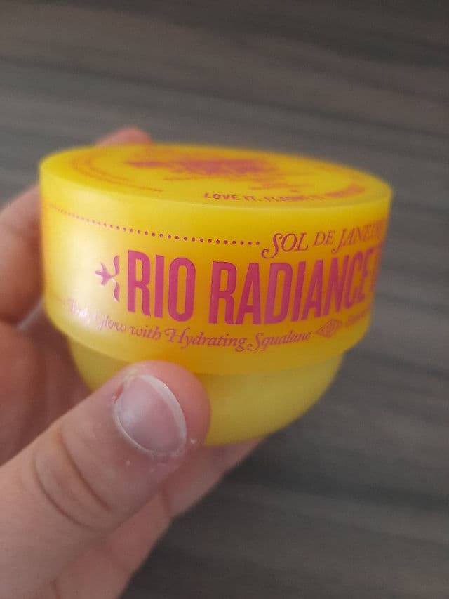 Sol de Janeiro Rio Radiance Body Glow Cream review photo by skincarewithsara