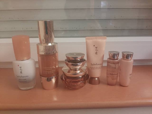 Sulwhasoo Concentrated Ginseng Renewing Cream review photo by skincarewithsara