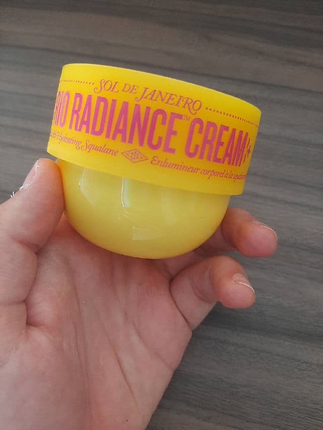 Sol de Janeiro Rio Radiance Body Glow Cream review photo by skincarewithsara