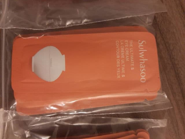 Sulwhasoo Ultimate S Eye Cream review photo by skincarewithsara