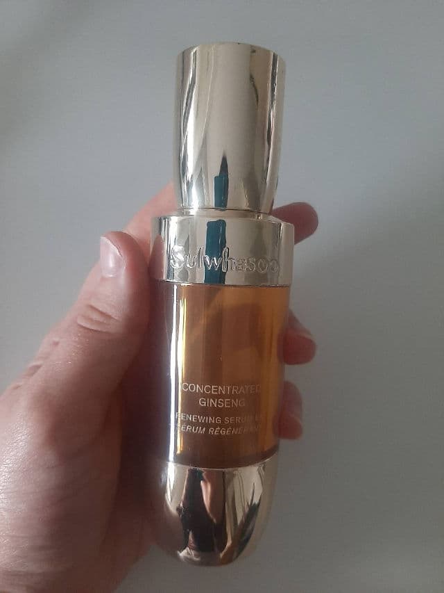 Sulwhasoo Concentrated Ginseng Renewing Serum Ex review photo by skincarewithsara