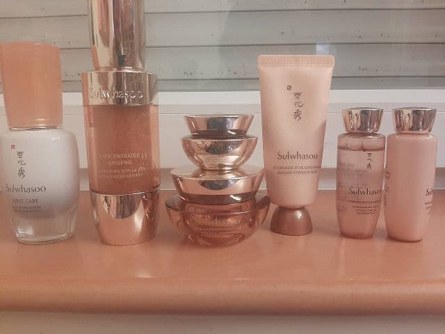 Sulwhasoo Concentrated Ginseng Renewing Serum Ex review photo by skincarewithsara