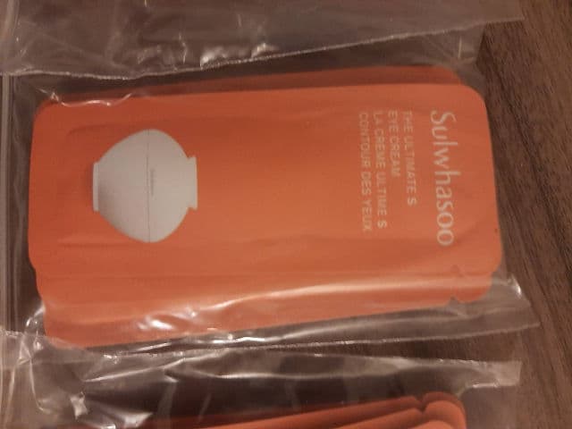 Sulwhasoo Ultimate S Eye Cream review photo by skincarewithsara