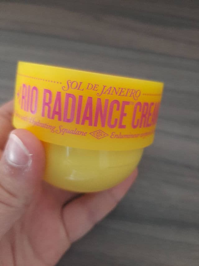 Sol de Janeiro Rio Radiance Body Glow Cream review photo by skincarewithsara