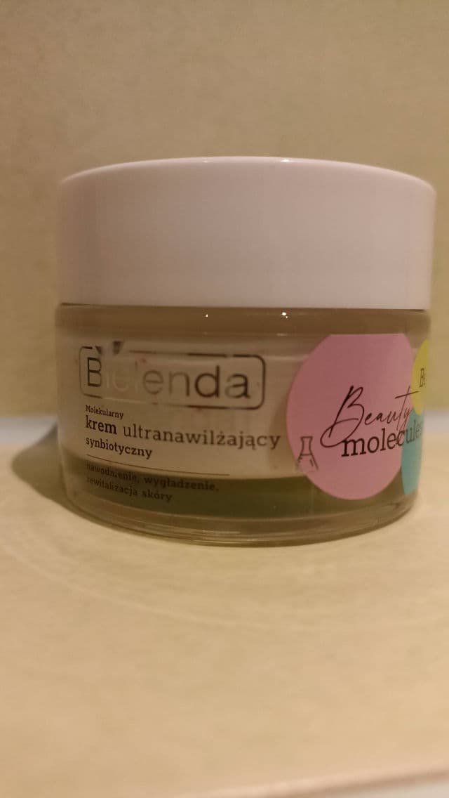 Bielenda Beauty Molecules Molecular Symbiotic Ultramoisturizing Cream review photo by Cynamon