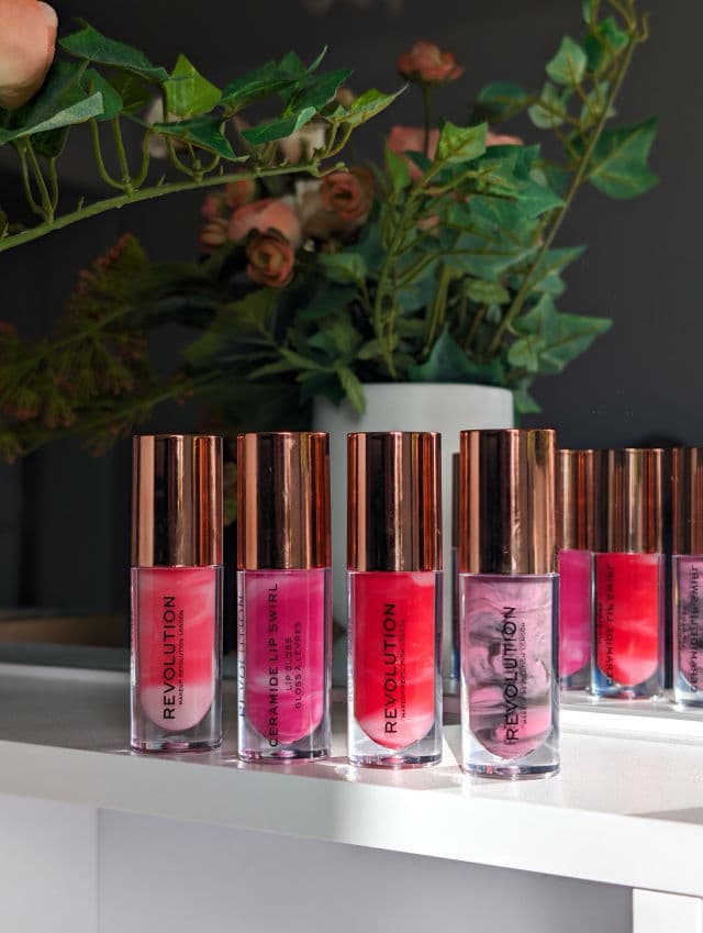 Makeup Revolution Ceramide Swirl Lip Gloss - Pure Gloss Clear review photo by beautyinstaaddict