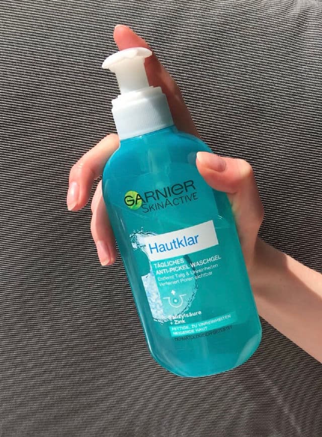 Garnier Pure Active Gel Cleanser Oily Skin review photo by pickysana