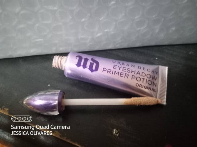 Urban Decay Eyeshadow Primer Potion - Original review photo by Jolivares1717