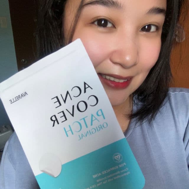 Avarelle Acne Cover Patch - Original review photo by ghmcollab
