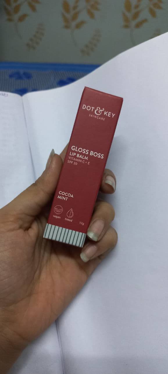 Dot & Key Cocoa Mint review photo by Tanishka