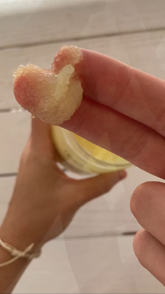 Ziaja Lemon Cake Body Scrub review photo by Beautyadictas