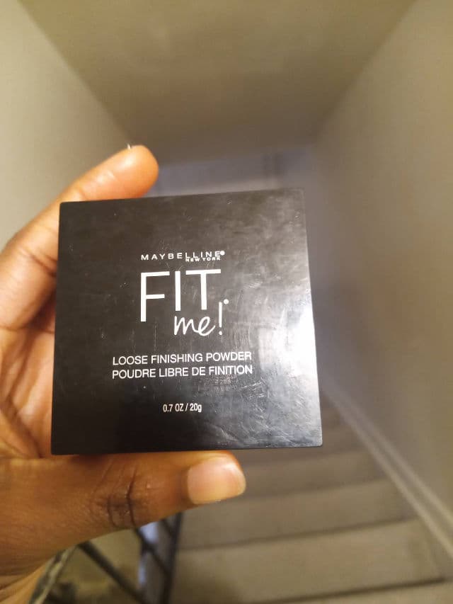 Maybelline Fit Me Mineral Loose Finishing Powder review photo by Loveth