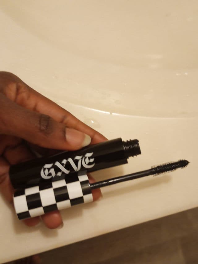 GXVE Beauty Can't Stop Staring Mascara review photo by Loveth