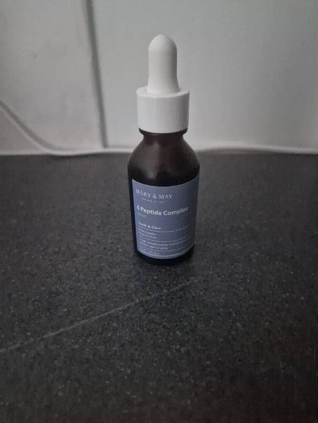 Mary&May 6 Peptide Complex Serum review photo by Camillegerolimon