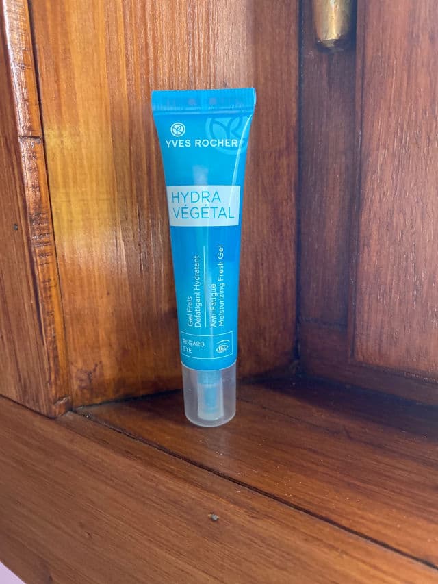 YVES ROCHER Hydra Végétal Gel Frais Défatigant Hydratant review photo by aliciaptr23