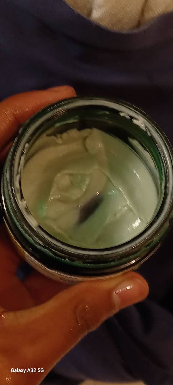 The Body Shop Hemp Face Protector review photo by solaroid