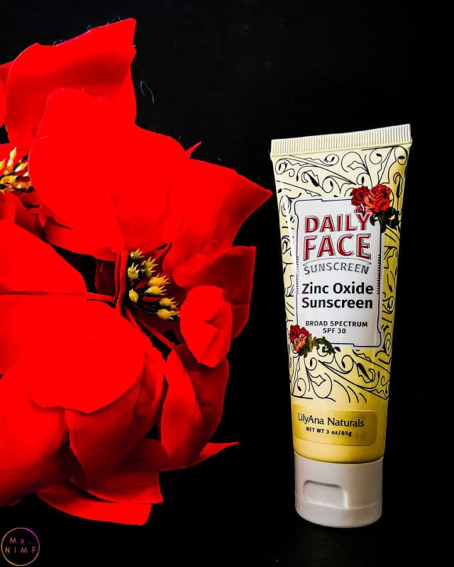 LilyAna Naturals Daily Face Sunscreen SPF30 review photo by MsNIMF