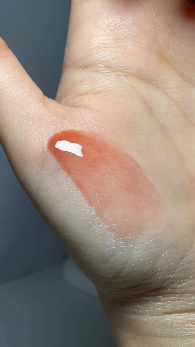 fwee Fingerlike Silicone Lip Brush review photo by grwashii