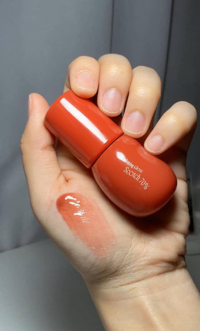 fwee Fingerlike Silicone Lip Brush review photo by grwashii