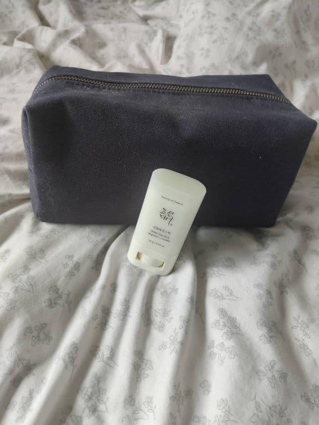 BEAUTY OF JOSEON Matte Sun Stick Mugwort + Camelia review photo by skinwithmadsx